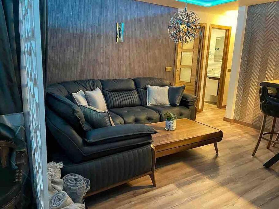 New Luxury 3-Bedroom Apartment Segovia Exteriér fotografie